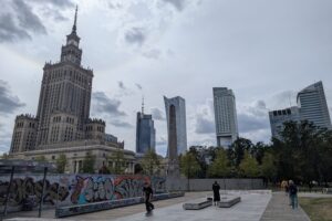 varsavia-skyline-palazzo-cultura-skate