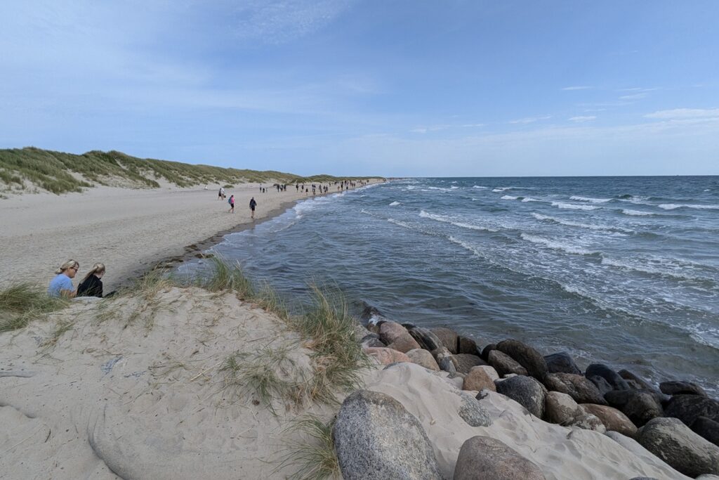 Danimarca on the Road: il viaggio che non ti aspetti 6 La lingua di sabbia di Grenen, nel nord della Danimarca, conduce al punto in cui il Mare del Nord incontra il Mar Baltico.